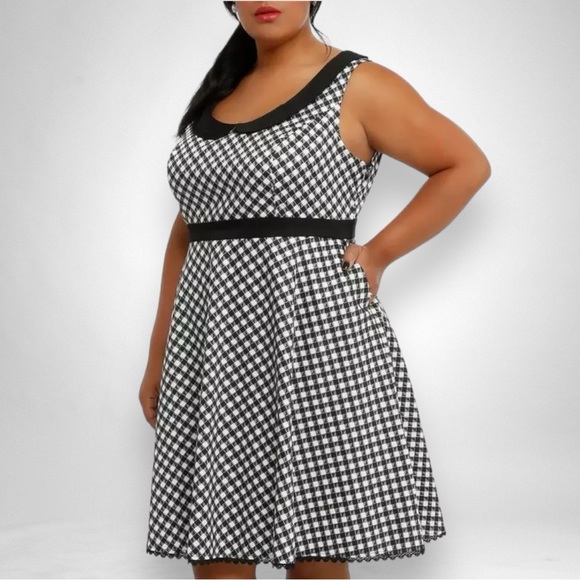 Torrid Orphan Black Alison Peter Pan Collar Gun Print Retro Swing Dress 22 3X - Picture 6 of 16